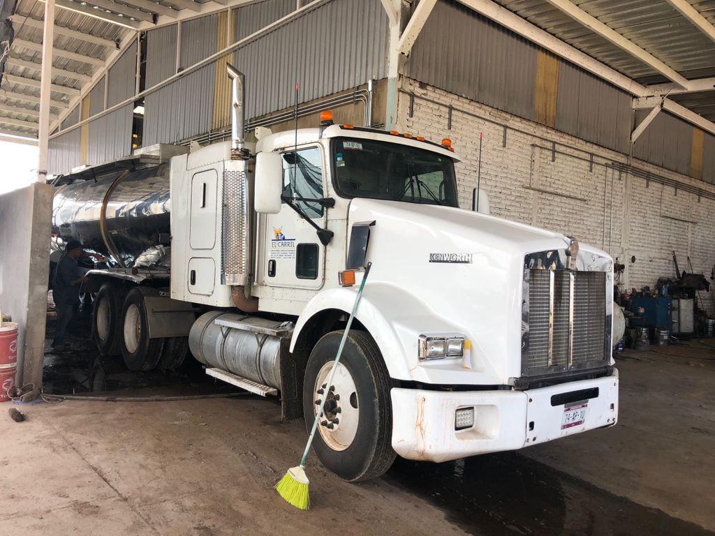 kenworth-t800-2011